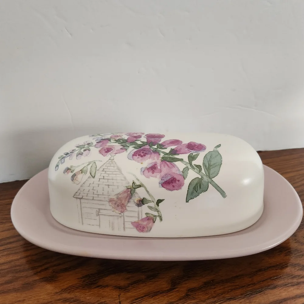 Vintage Pfaltzgraff Stoneware Cape May Lavender Purple Foxglove Butter D…